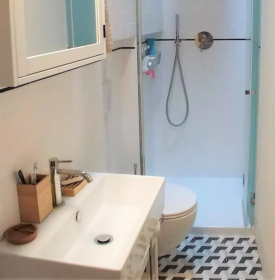 The Aerie - Il Nido Dell Aquila - Central 8Bd Recentely Renovated Siena 0*,  Italy